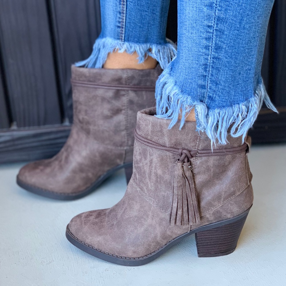 Taupe Distressed Tassel Block Heel Ankle Bootie - Picture 2 of 8
